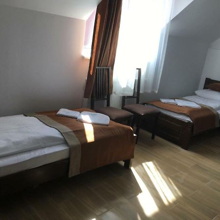 Hotel Europa Rakhiv Exterior foto