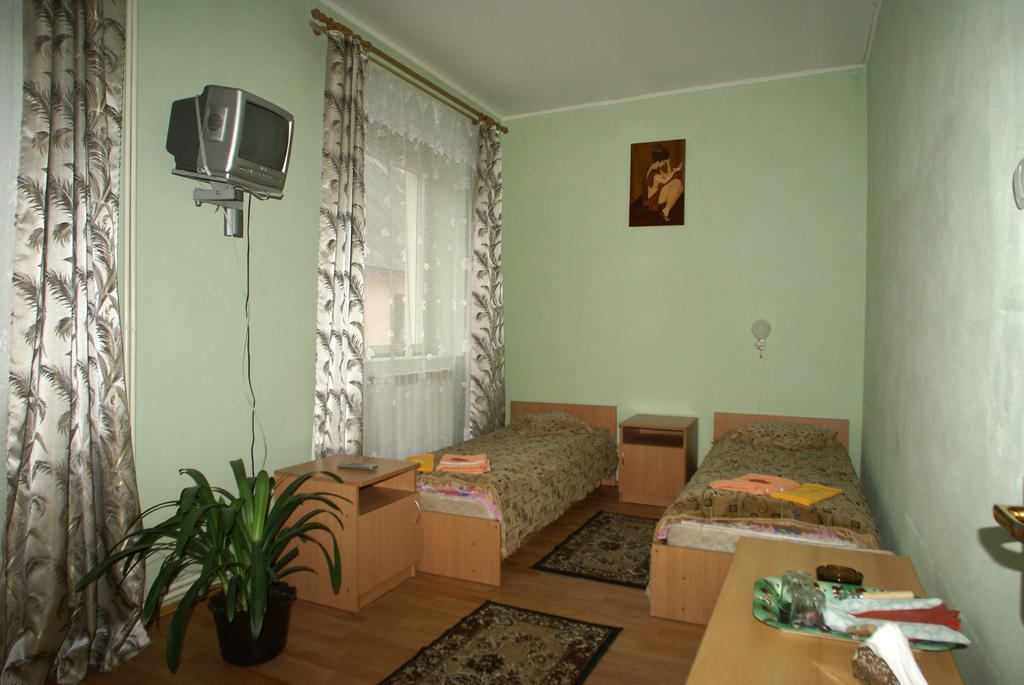 Hotel Europa Rakhiv Habitación foto